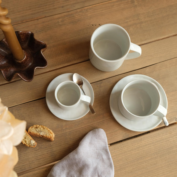 Cappuccino Tasse mit Untertasse