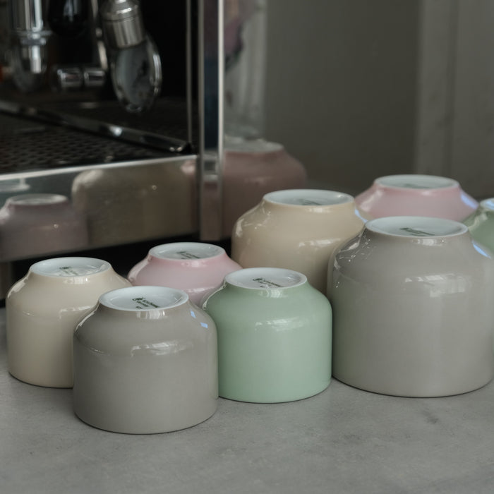 Porzellan Kaffee Becher Magnolia  | Greige