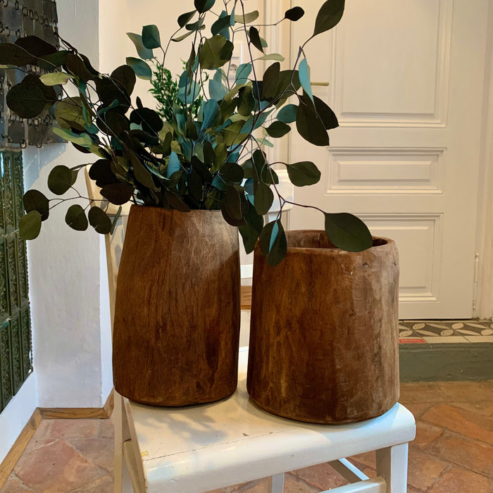 Dekorativer Behälter / Vase aus Holz